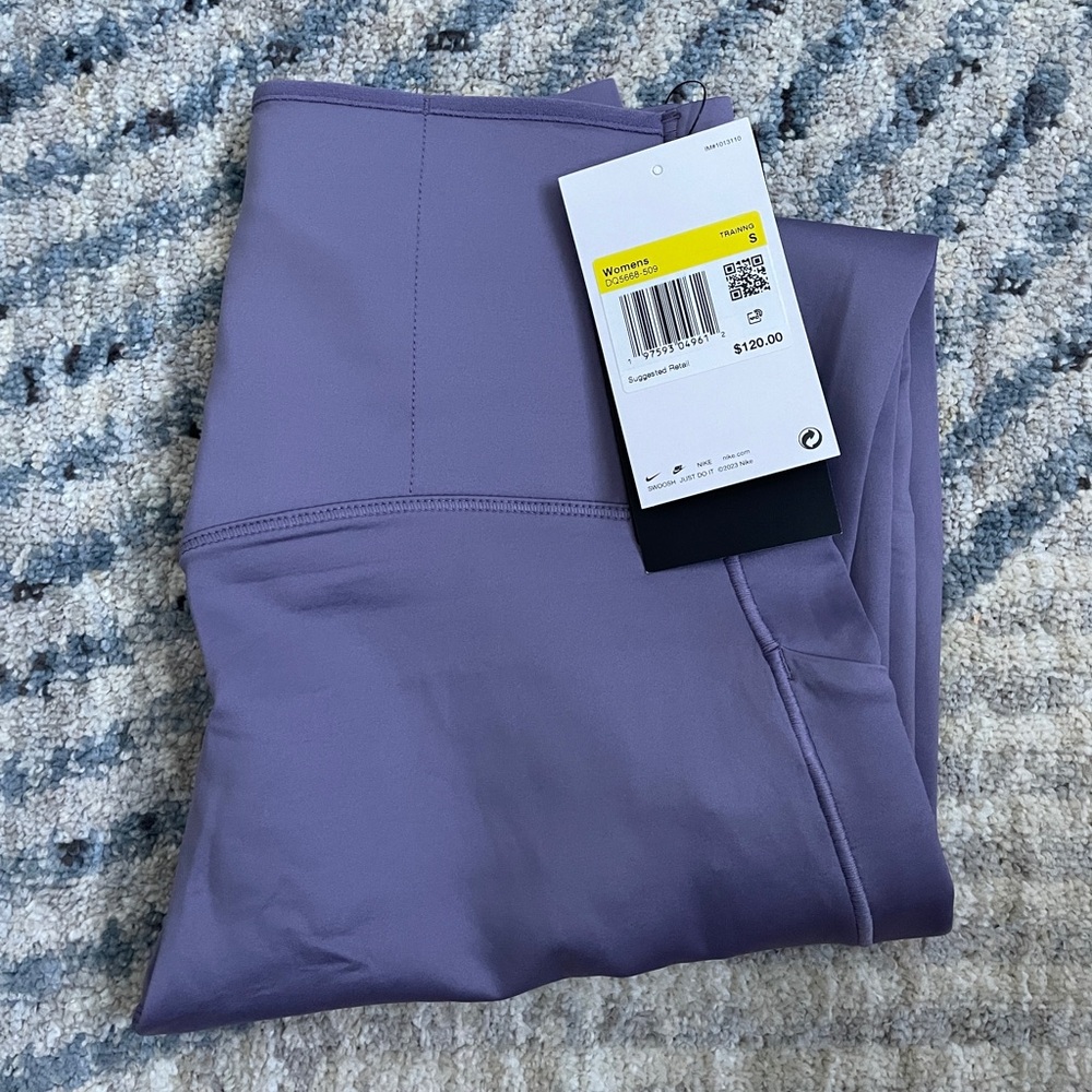 Nike Performance Leggings NWT